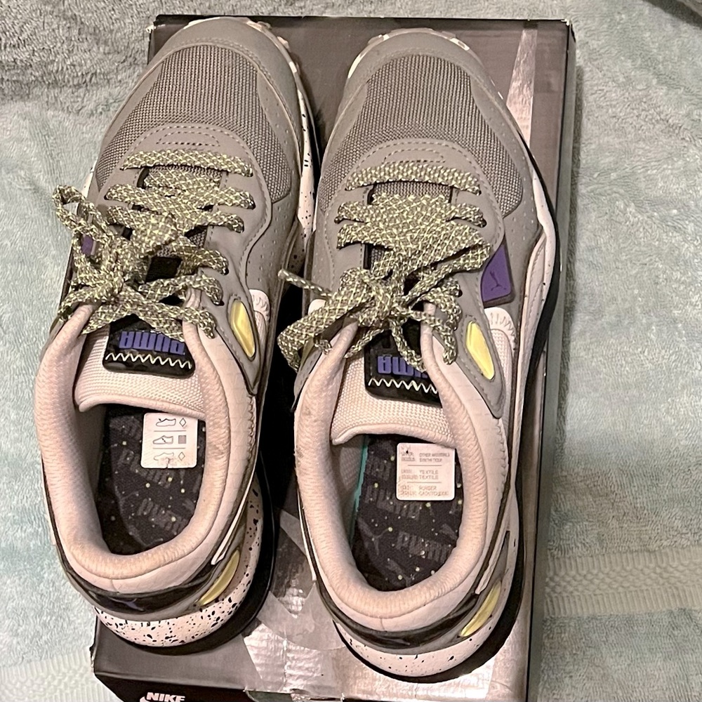 Puma sneakers